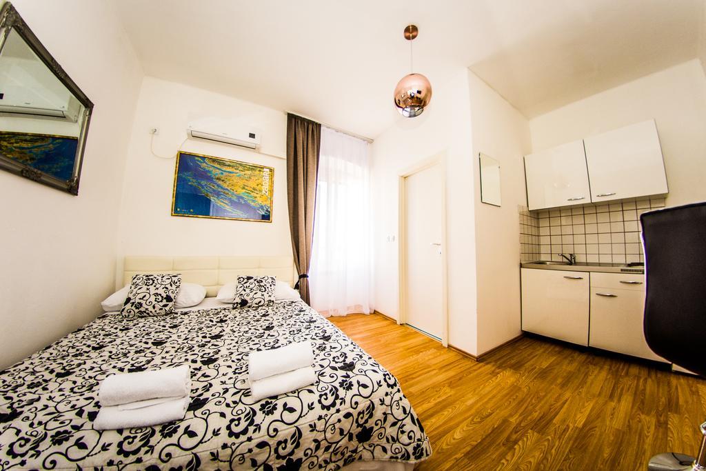 Apartments Branimir Zadar Exteriör bild